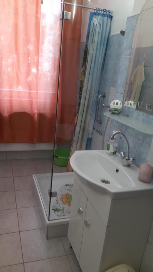 Sunset Apartman Szekesfehervar Bagian luar foto