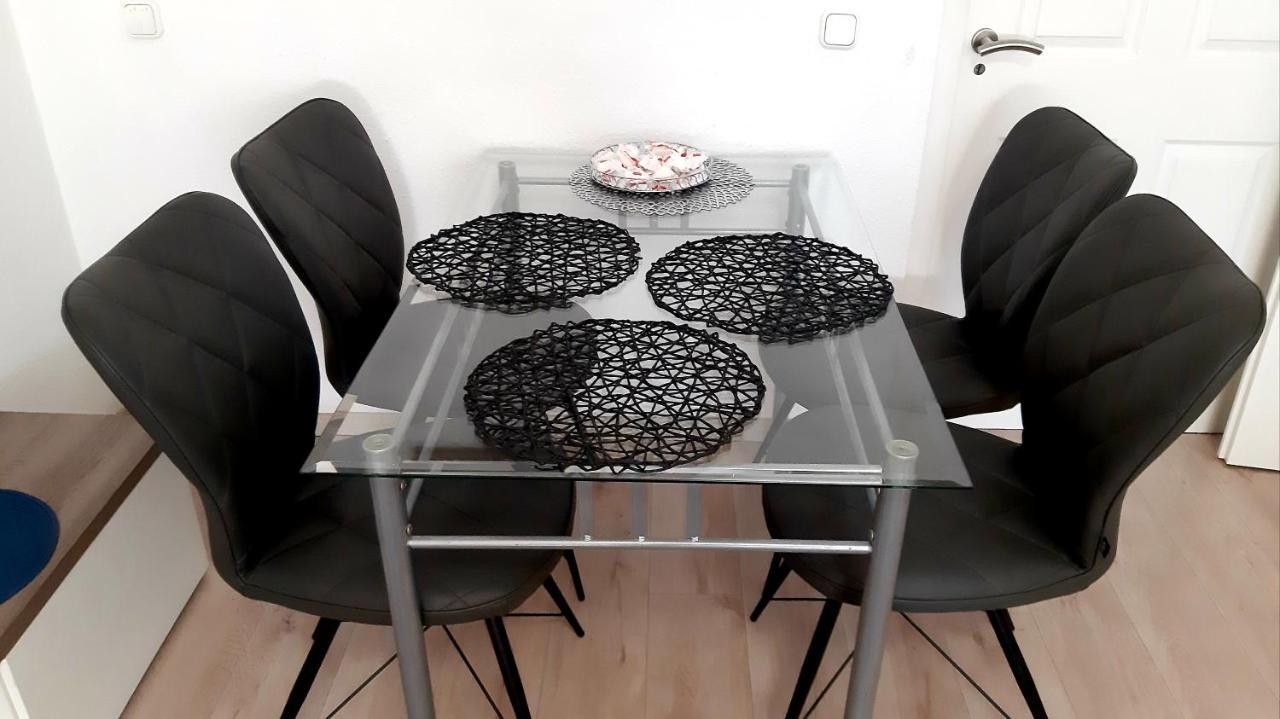 Sunset Apartman Szekesfehervar Bagian luar foto