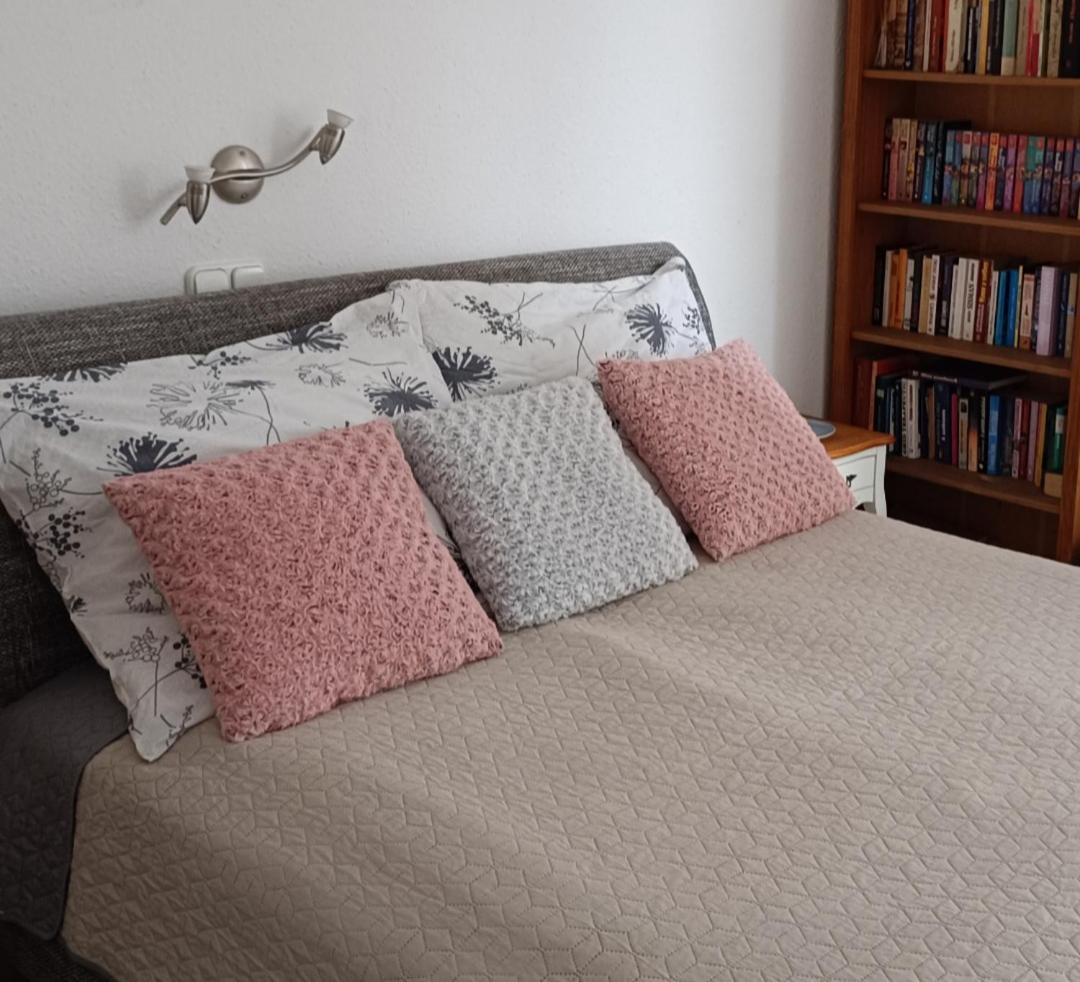 Sunset Apartman Szekesfehervar Bagian luar foto